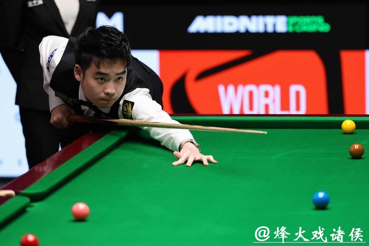 斯佳辉3-6不敌特鲁姆普 止步斯诺克英锦赛16强